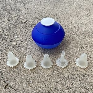 Tupperware7-piece  Gourmet Decorator Ball Set